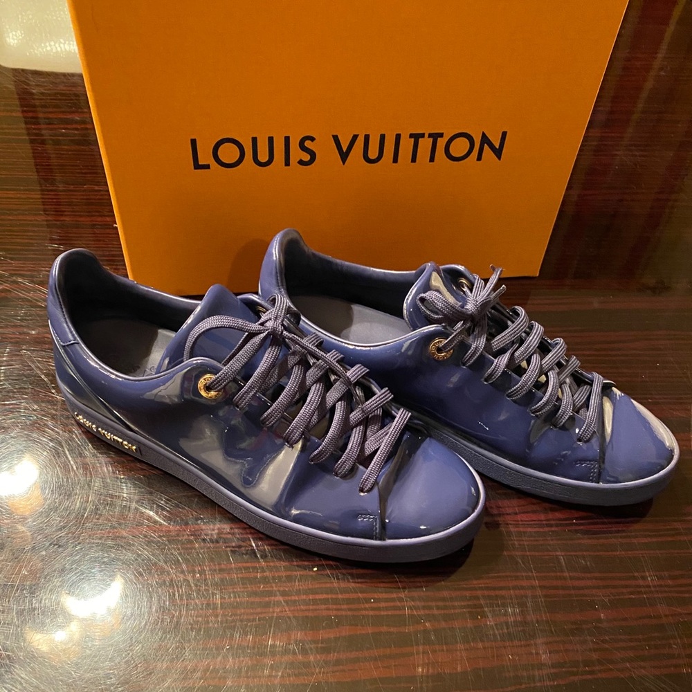 Louis Vuitton Sneaker Size: 39 (9)